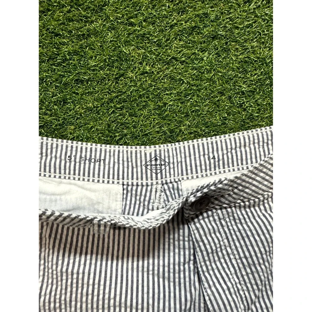 St. John's Bay Chino Shorts Women 14 White Black Striped Slash Pocket Flat Front